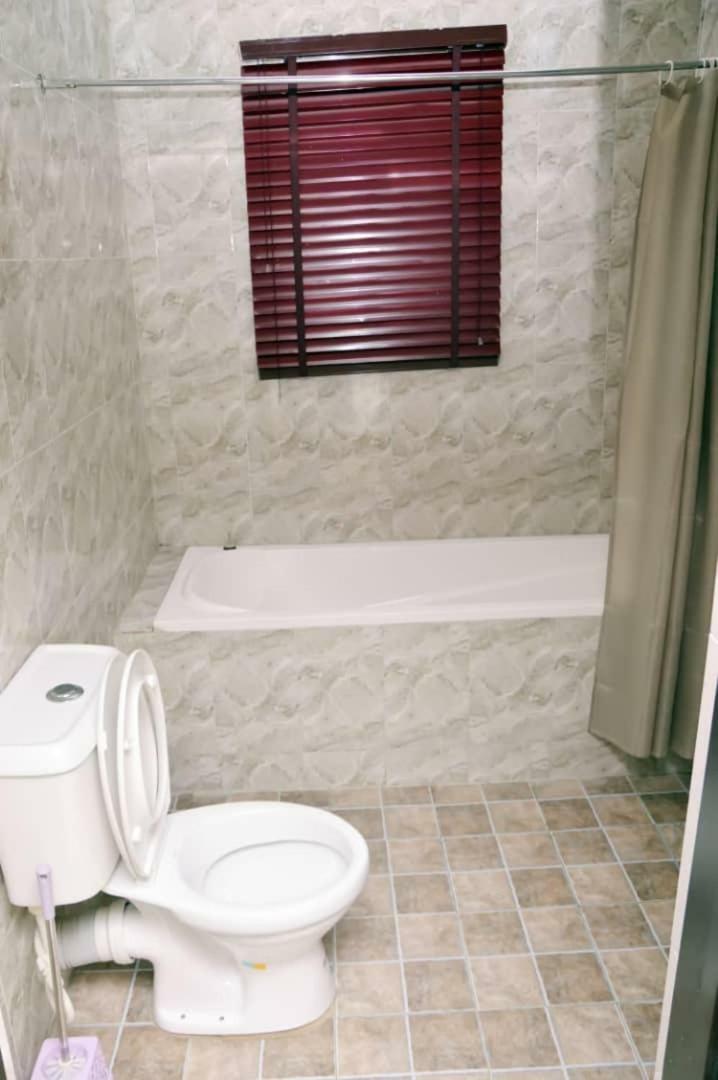 City Nest Hotel Ogombo Exterior photo